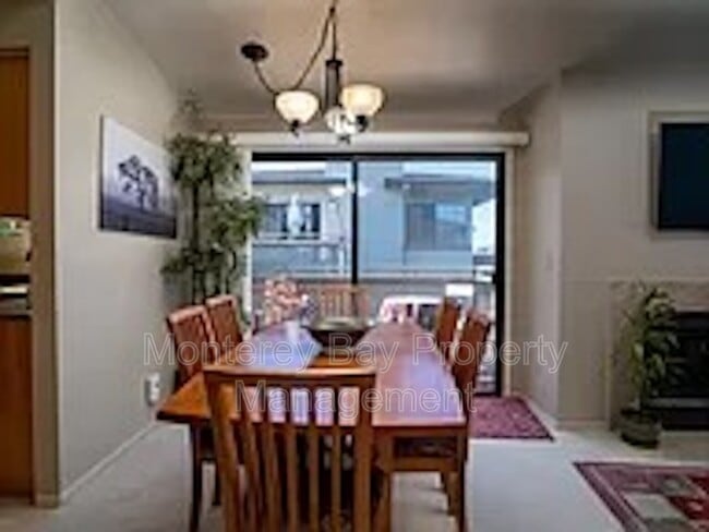 Foto del edificio - 612 Pheasant Ridge Rd