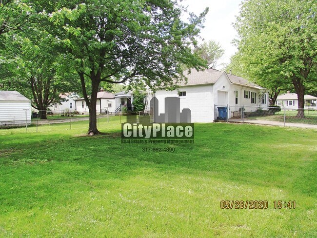 Foto del edificio - 1831 E 65th St, Indpls, IN 46220