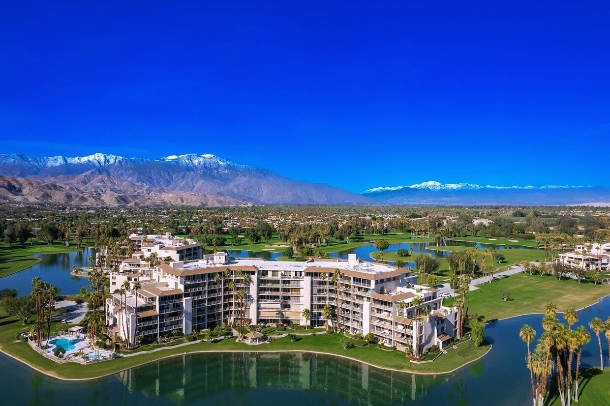 Foto principal - 910 Island Dr