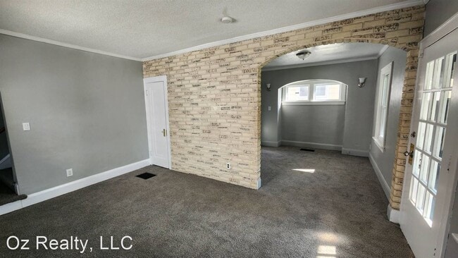 Building Photo - 2 br, 1 bath House - 517 Toronto Ave