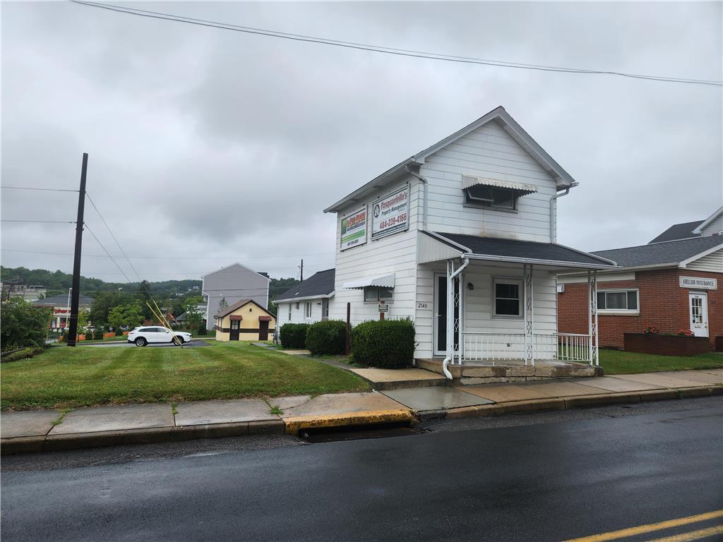 Primary Photo - 2140 Main St