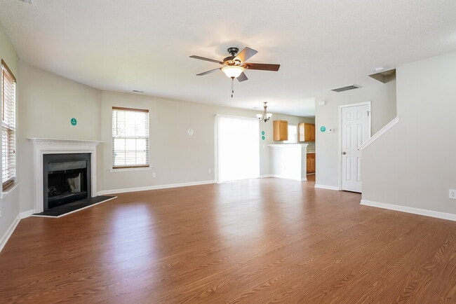 Building Photo - 7330 Great Laurel Dr