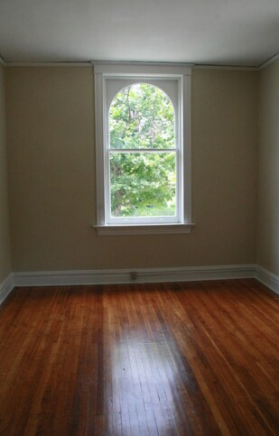 Foto del edificio - 6101 Waterman Blvd