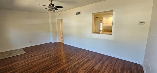 Foto del edificio - 3125 19th St N