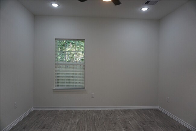 Foto del edificio - 9868 Arbor Oak