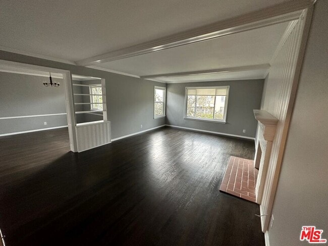 Building Photo - 1366 S Beverly Glen Blvd