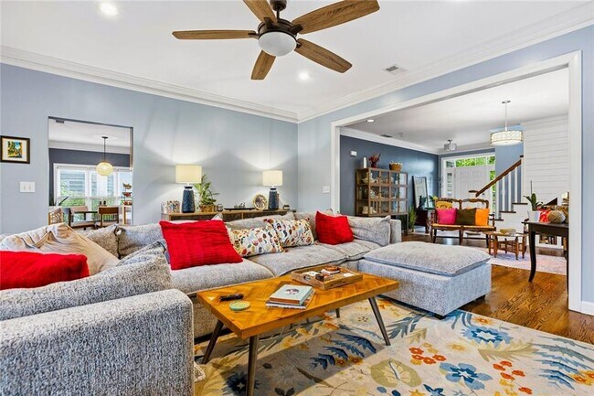 Foto del edificio - 4565 Windsor Park Pl NE