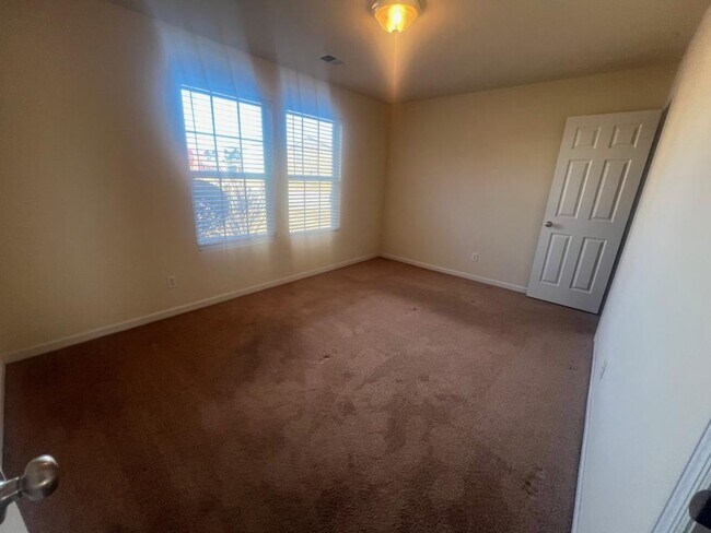 Foto del edificio - 202 Harold Murphy Dr