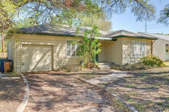 Foto del edificio - 1604 E 32nd St