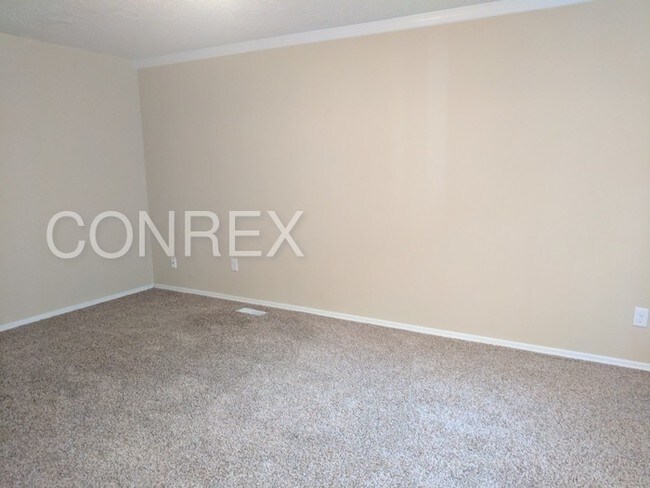 Building Photo - 7885 Timber Hill Dr