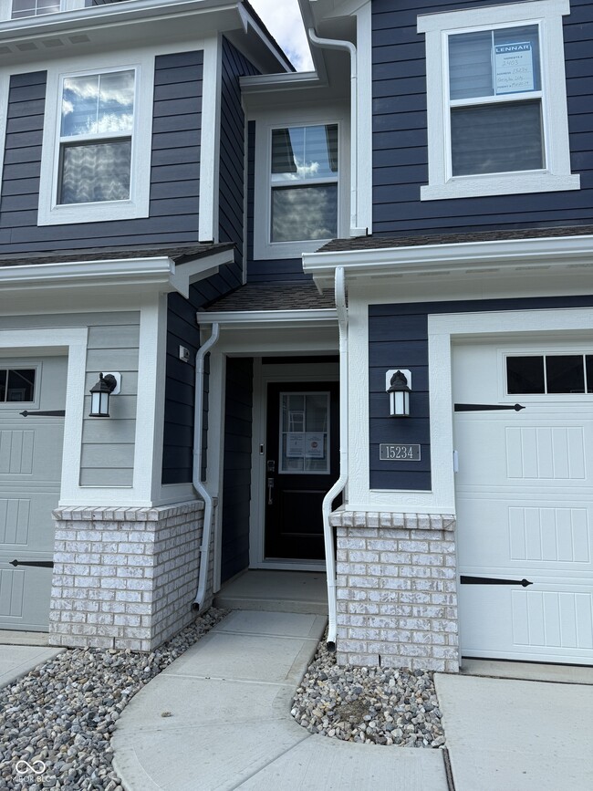 Foto del edificio - 15234 Farrington Rd