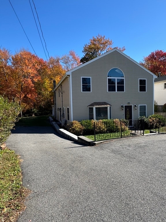 Primary Photo - 18 Holly Rd