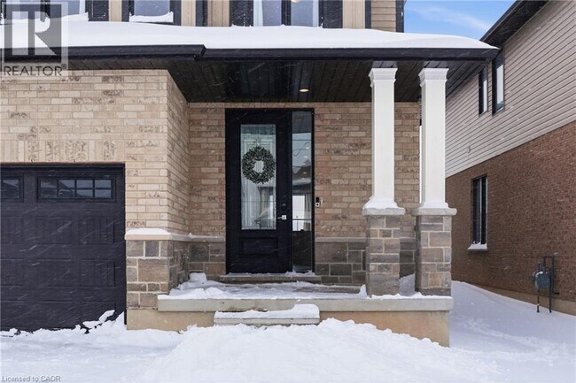 Photo du bâtiment - 31 Miranda Path