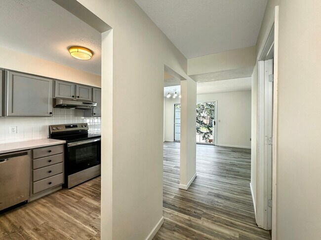 Foto del edificio - 607 E Burnsville Pkwy