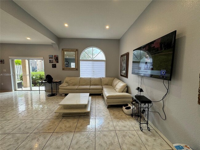 Foto del edificio - 676 NW 129th Way
