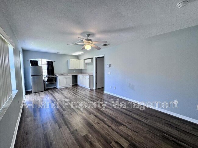 Building Photo - 538 Washington Palm Loop