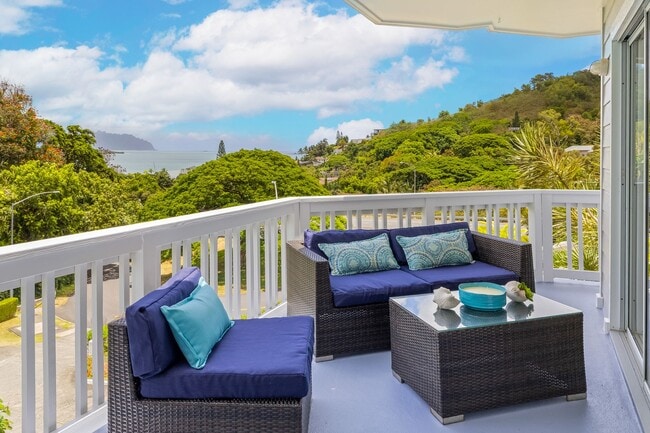 Foto del edificio - Gorgeous unfurnished 4 bedroom, 3.5 bath s...