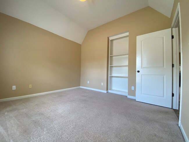 Building Photo - BARTLETT RENTAL HOME 3 BEDROOM 2 BATHROOM WITH FENCED BACKYARD