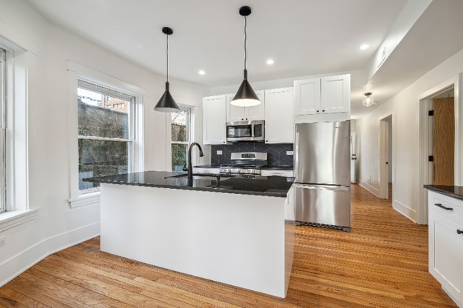 Photo - 1928 Harrison St Apartment