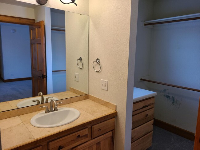 Building Photo - 3115 Mariah Ct