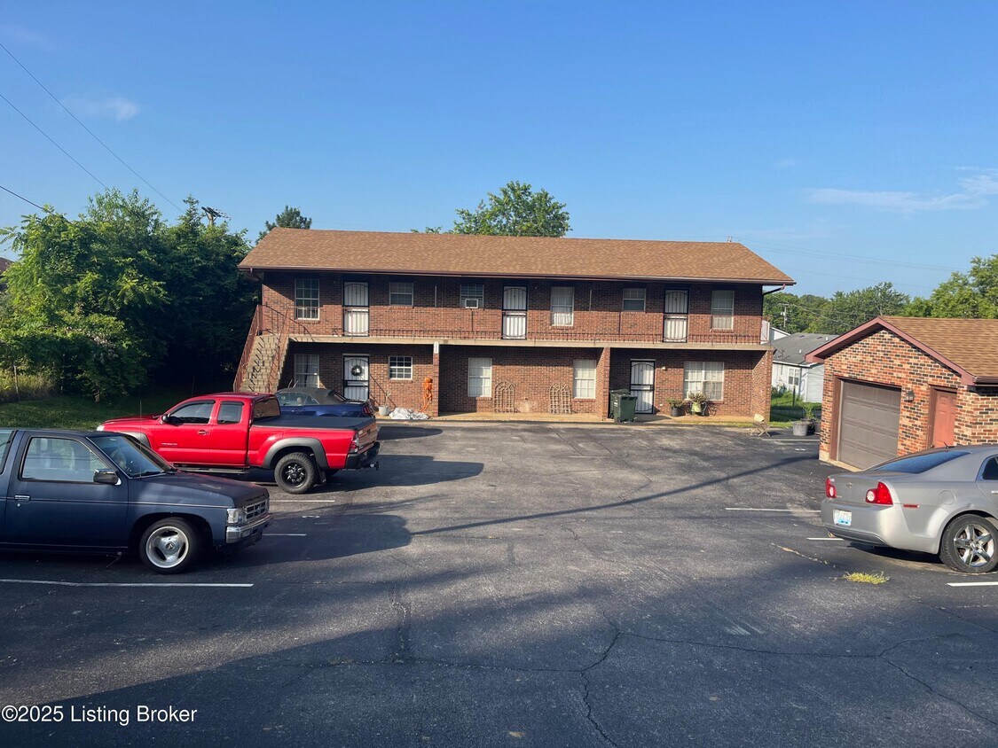 Primary Photo - 1420 Hill St