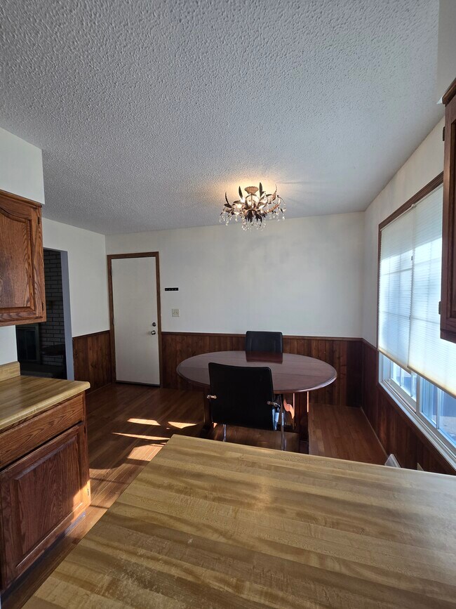 Foto del edificio - 25435 W Comfort Dr