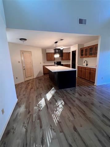 Foto del edificio - 2828 Inniswood Cir