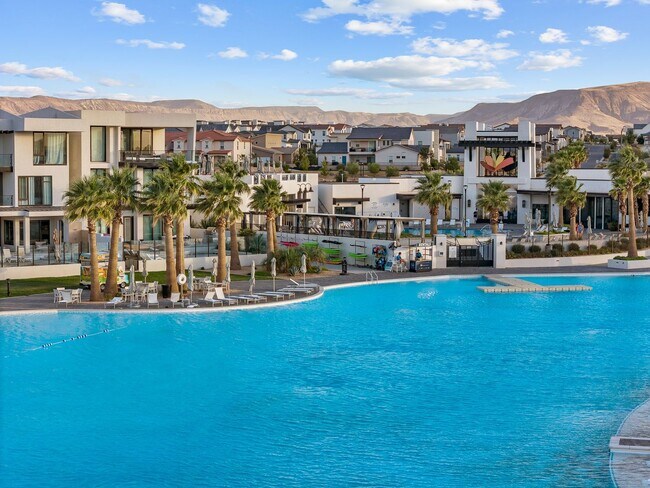 Building Photo - Live Where Every Day Feels Like a Getaway at Desert Color!