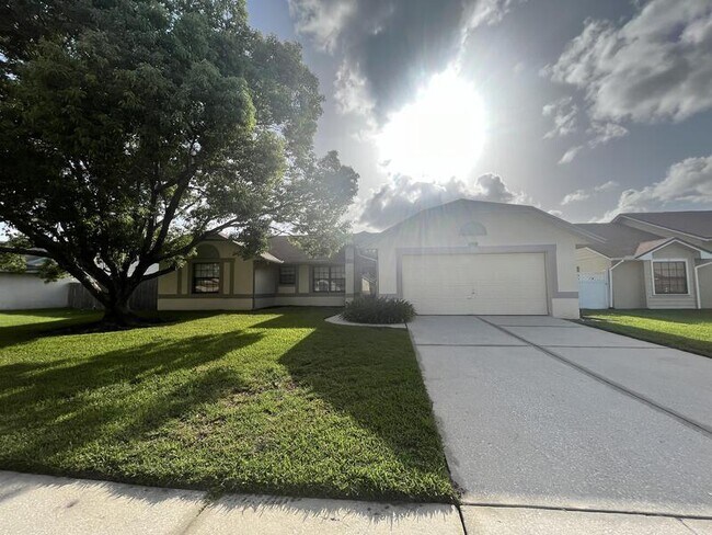 Building Photo - 10448 Water Hyacinth Dr