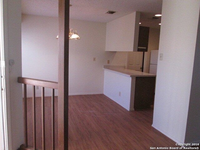 Foto del edificio - 7511 Longing Trail