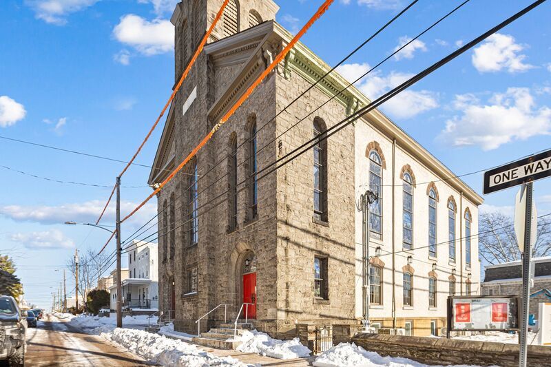 Photo - 401 Martin Street - 8