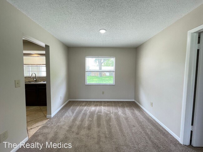 Building Photo - 3 br, 2 bath House - 637 Parkwood Ave