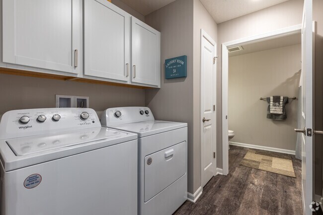 2BR, 2BA - 1365SF - Lavandería en la unidad - Chestnut Hills