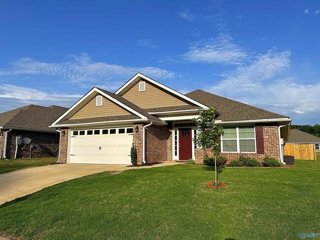 Building Photo - 14228 Wildflower Dr