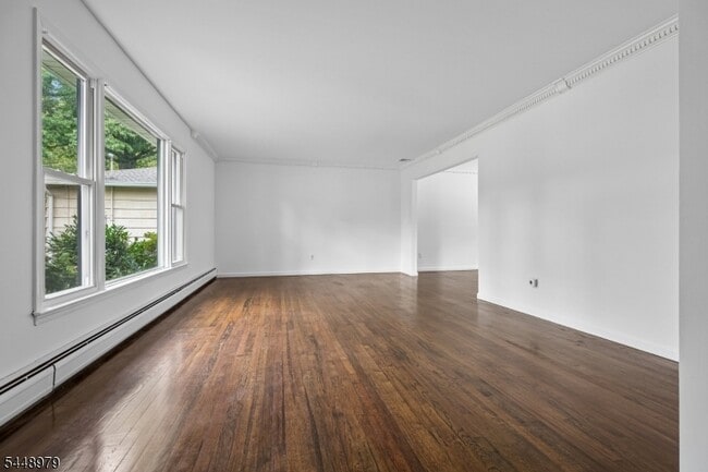 Building Photo - 54 Canterbury Dr