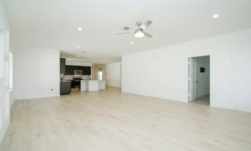 Building Photo - 31707 Melkridge Rd