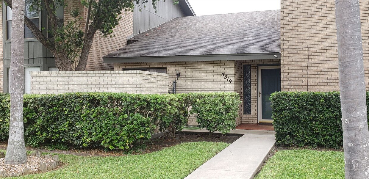 Foto principal - 5319 Palm Valley Dr N