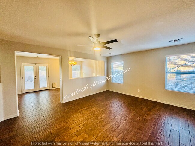 Building Photo - 5858 E Sanderling Dr