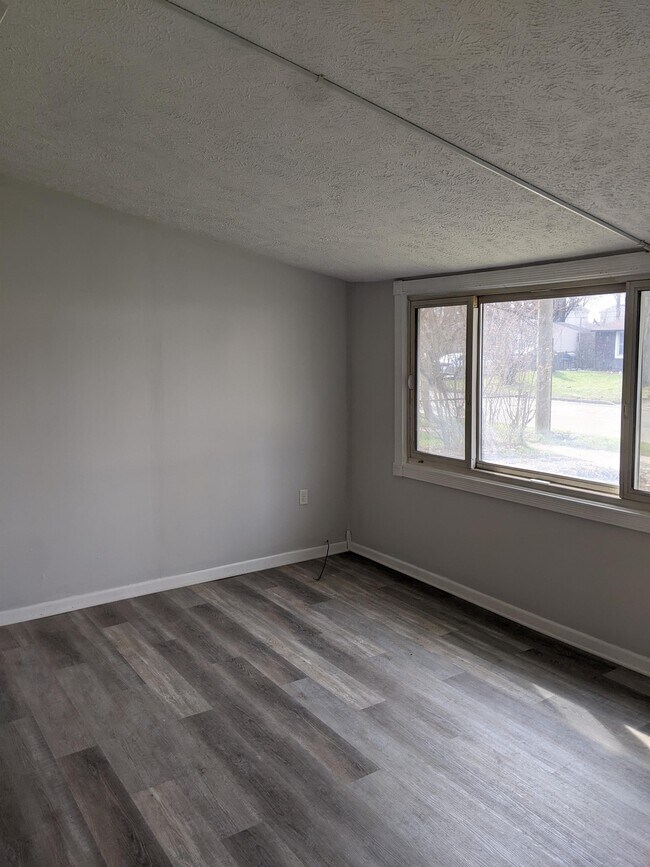 2508 Fielding Dr, Lansing, MI 48911 House Rental in Lansing, MI