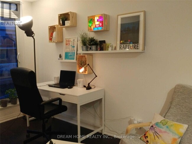 Photo du bâtiment - 8 Mercer St