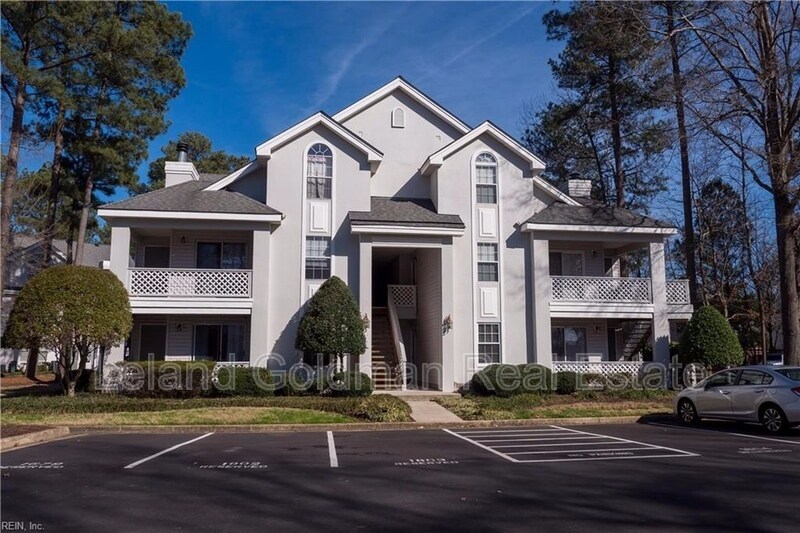 725 Inlet Quay Unit B, Chesapeake, VA 23320 Condo for Rent in