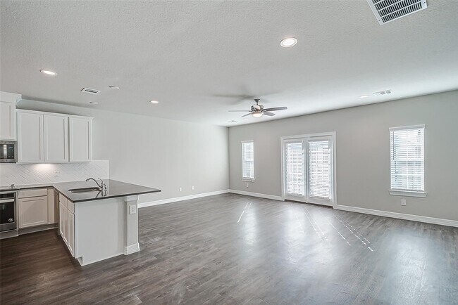 Foto del edificio - 11014 Cres Light Way