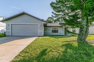 Building Photo - 1467 Dallam Ave NW