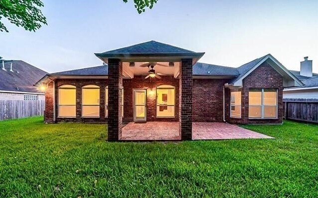 Foto del edificio - 14502 Wildwood Springs Ln