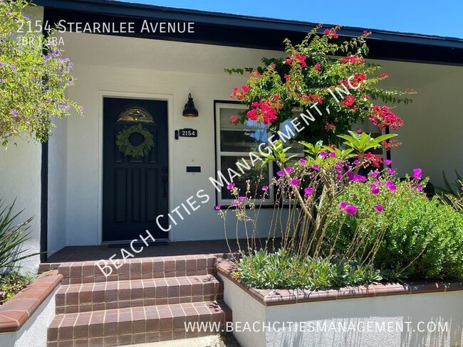 Foto del edificio - 2154 Stearnlee Ave
