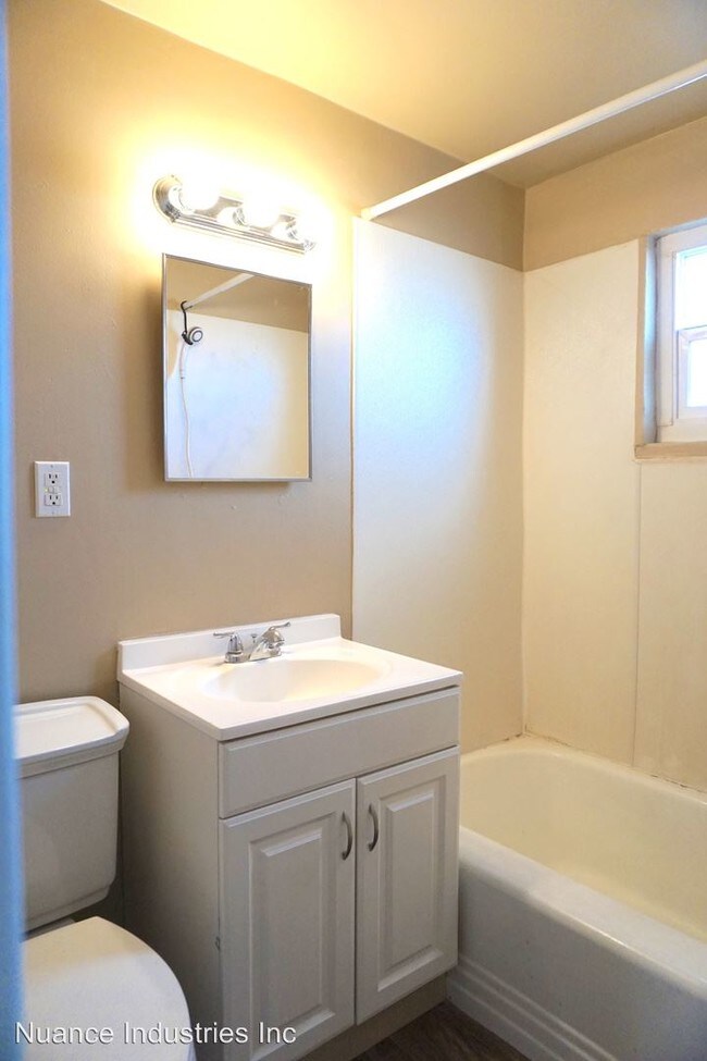 Foto del edificio - 217 S Weber St