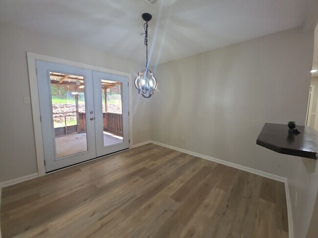 Foto del edificio - 3711 Conger Rd SW