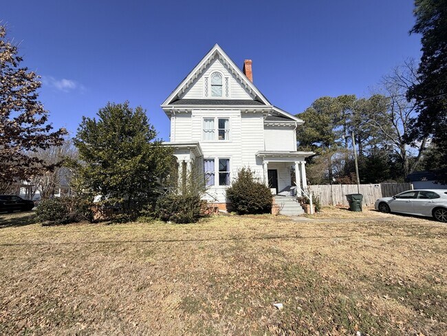 Foto del edificio - 124 Linden Ave