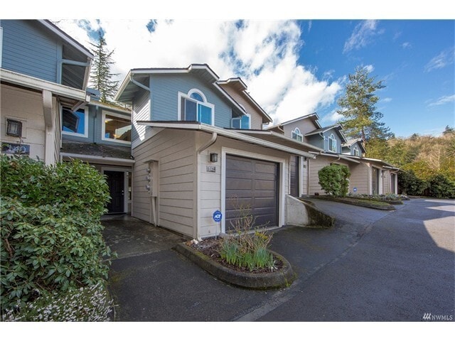 Beautiful Townhome 2 bedrooms and 2.5 bath... - Beautiful Townhome 2 bedrooms and 2.5 bath...