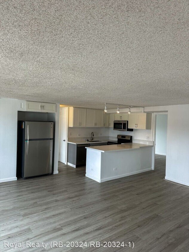Foto principal - 2 br, 2 bath House - 2525 Date Street #801